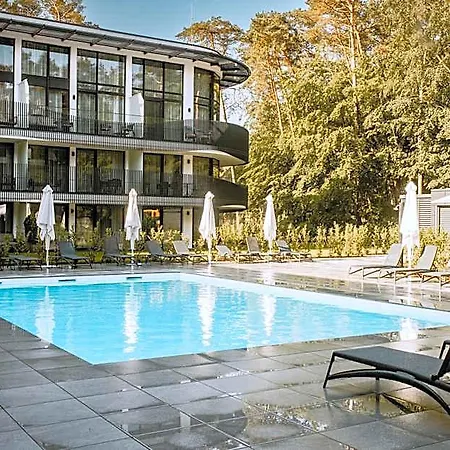 Bursztynowe Resort&spa 4* סטגנה